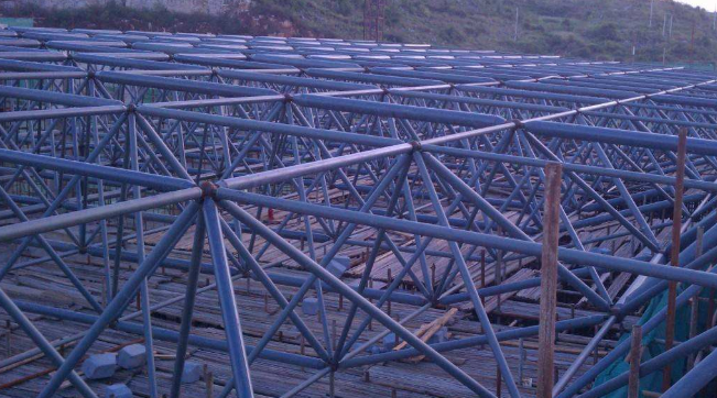 睢宁概述网架加工中对钢材的质量的过细恳求